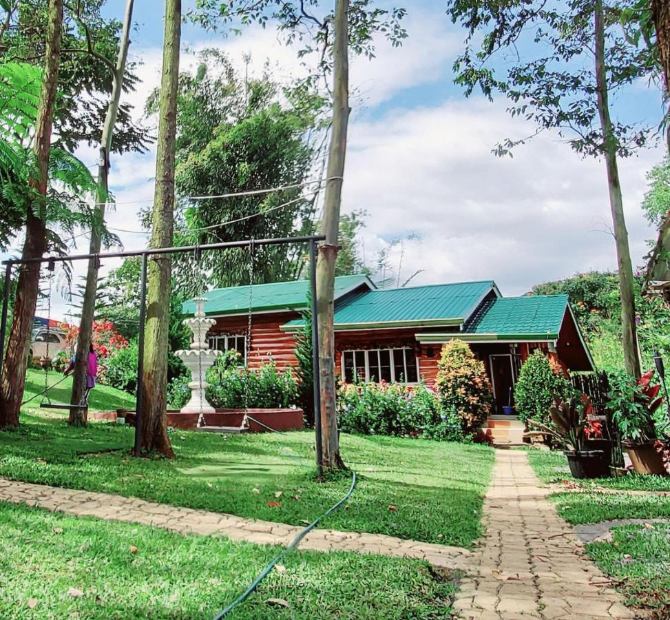Dahilayan Comfy Cabin Manolo Fortich Dış mekan fotoğraf